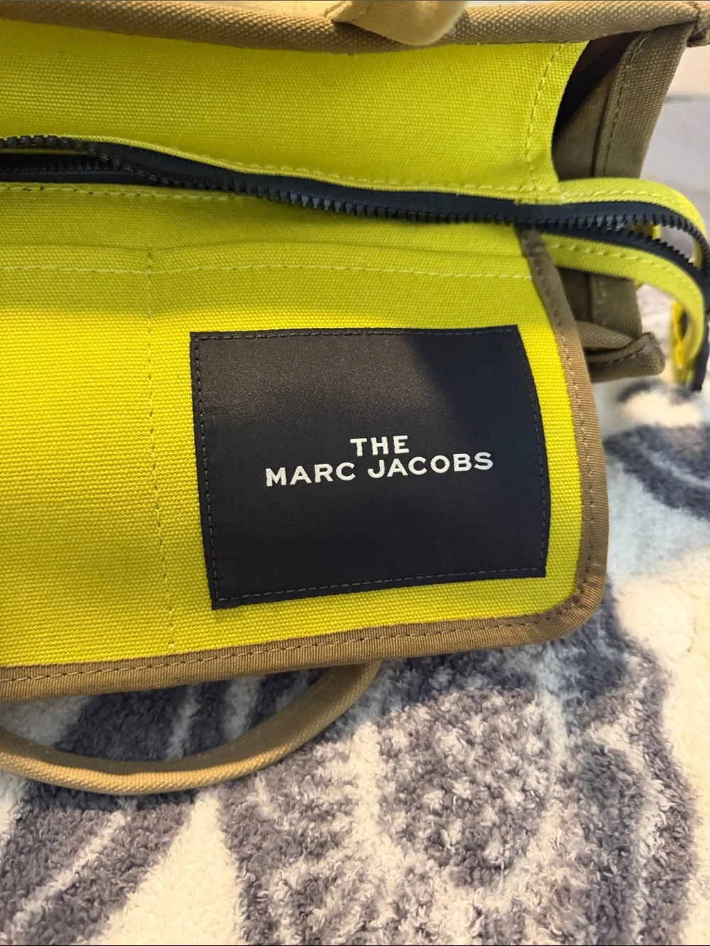 Marc Jacobs structured canvas